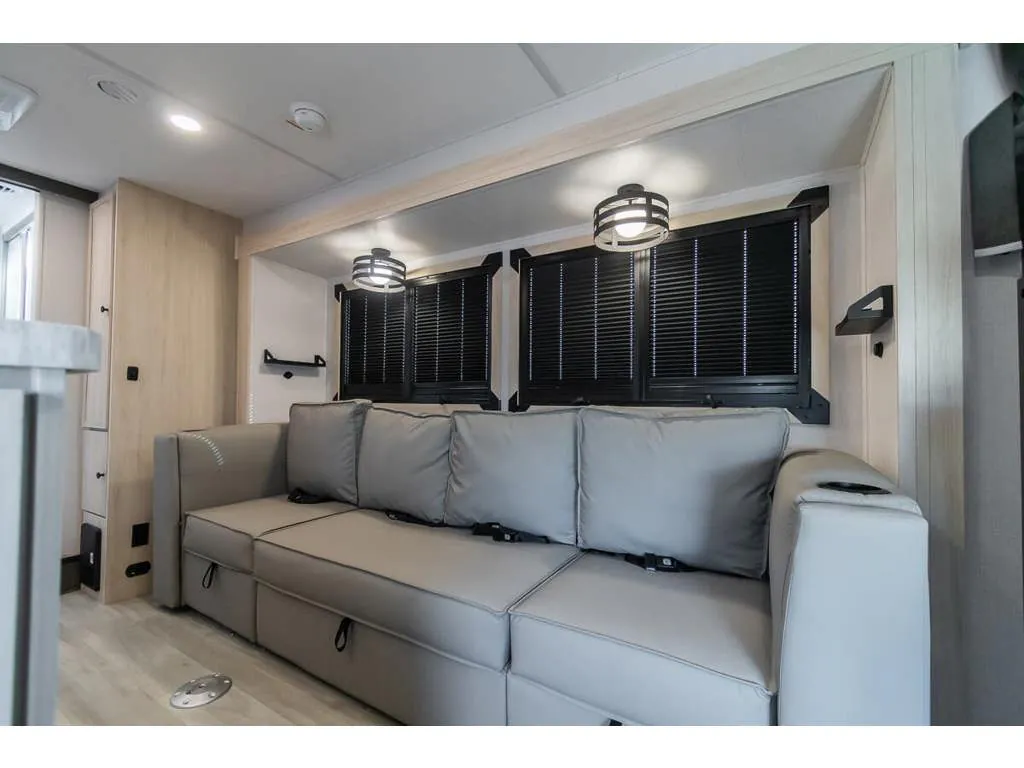 2027 Forest River Forester 3151S, Photos photo 9