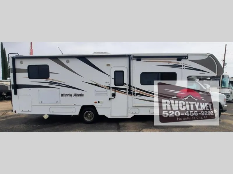 2017 Winnebago Minnie Winnie 31D - Main photo
