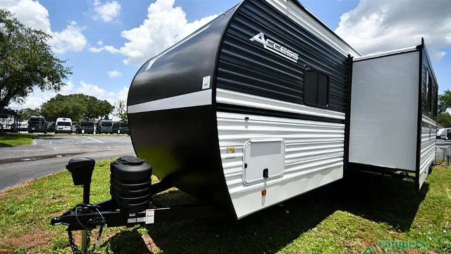 2027 Winnebago Access 27BH - Photo 4