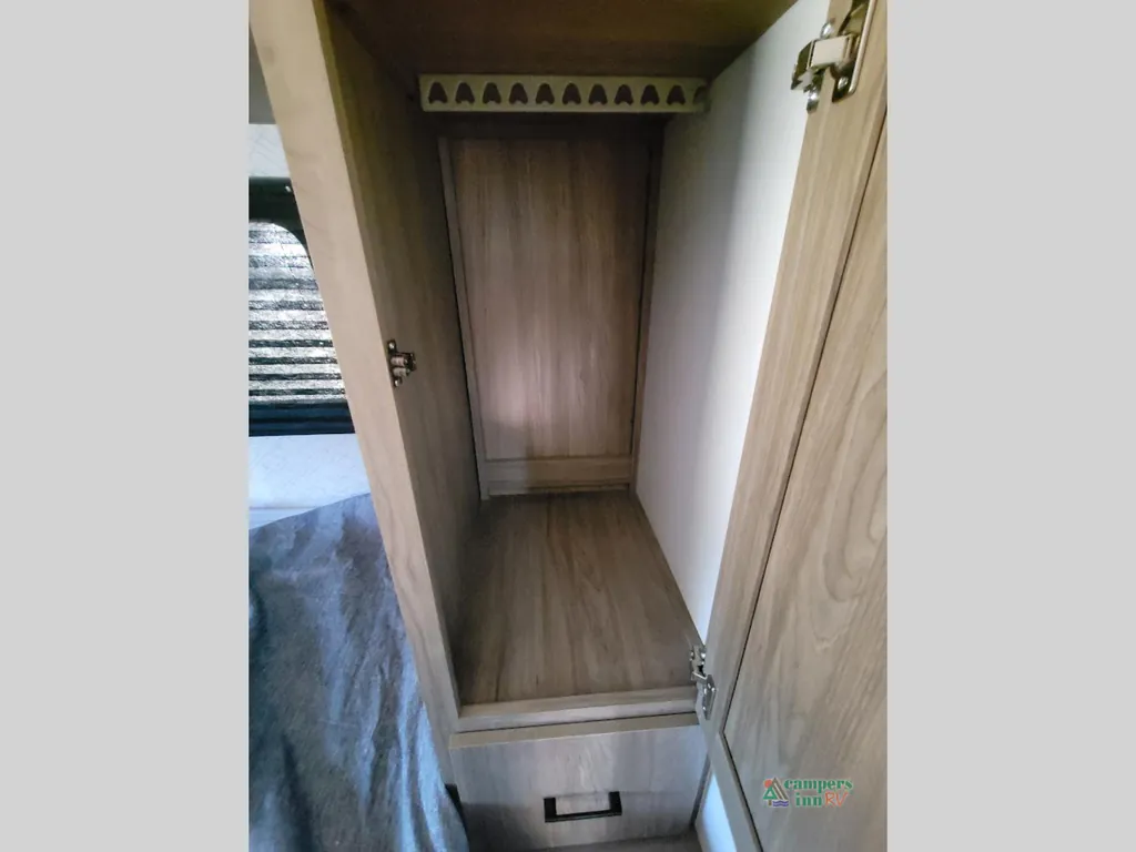 2026 Coachmen Freedom Express Select 31SE, Photos photo 116