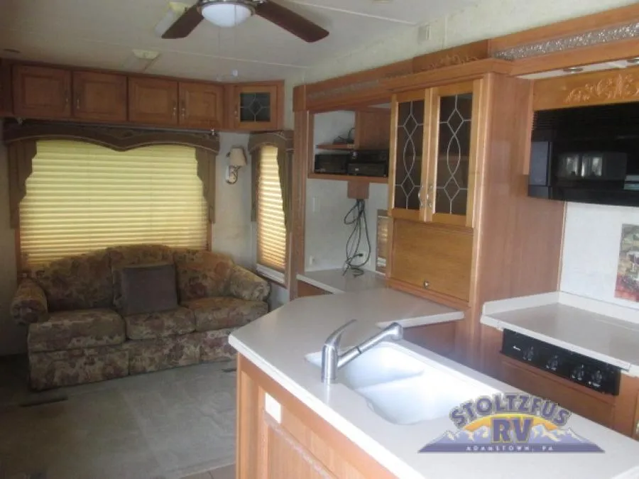 2005 DRV Luxury Suites Mobile Suite 32TK3 - Photo 4