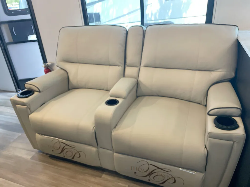 2023 Coachmen Freedom Express Ultra Lite 274RKS, Photos photo 37