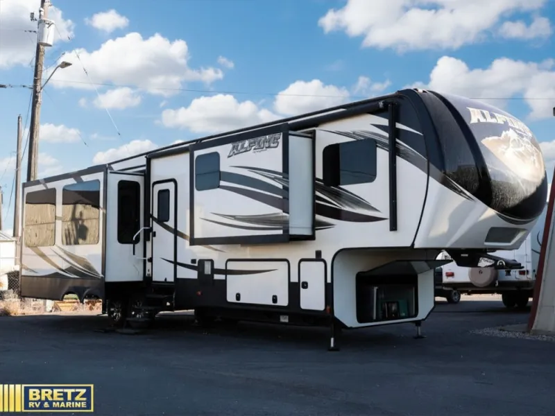 2016 Keystone RV Alpine 3591RS - Main photo