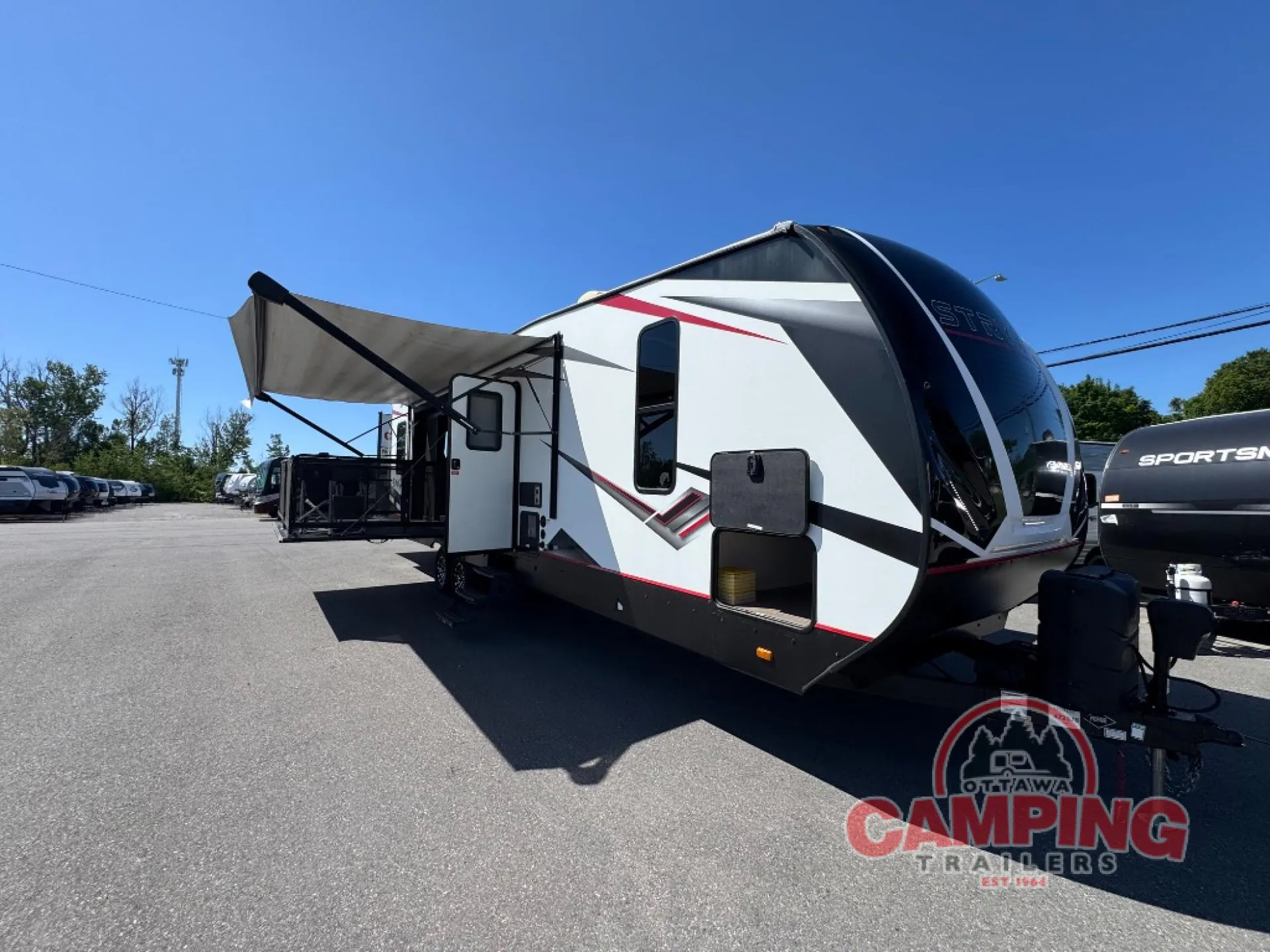 2021 Cruiser RV Stryker STG-3212 - Photo 2