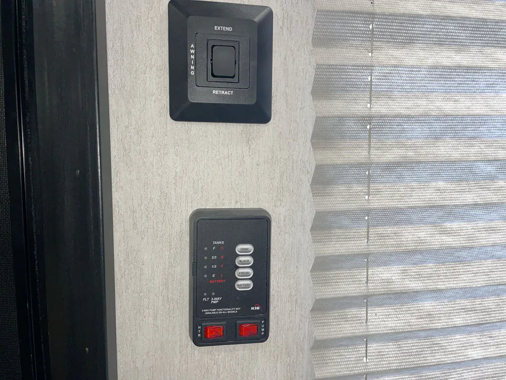 2024 Forest River Cherokee Wolf Den 16EV, Photos photo 19