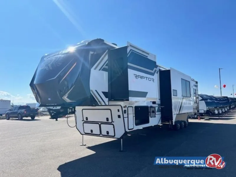 2025 Keystone Raptor 441 - Photo 3