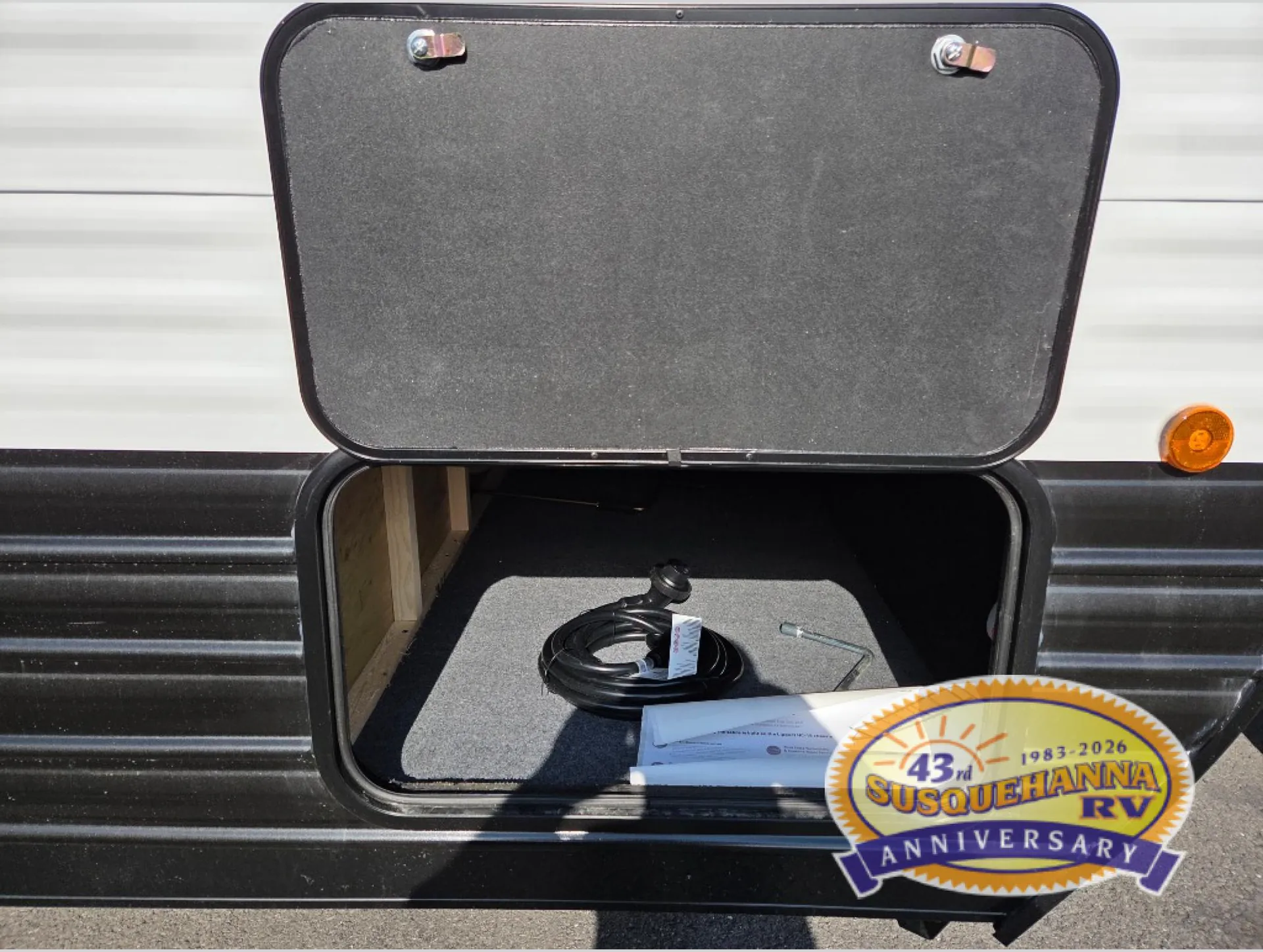 2026 Forest River Cherokee Grey Wolf 22RR - Photo 4