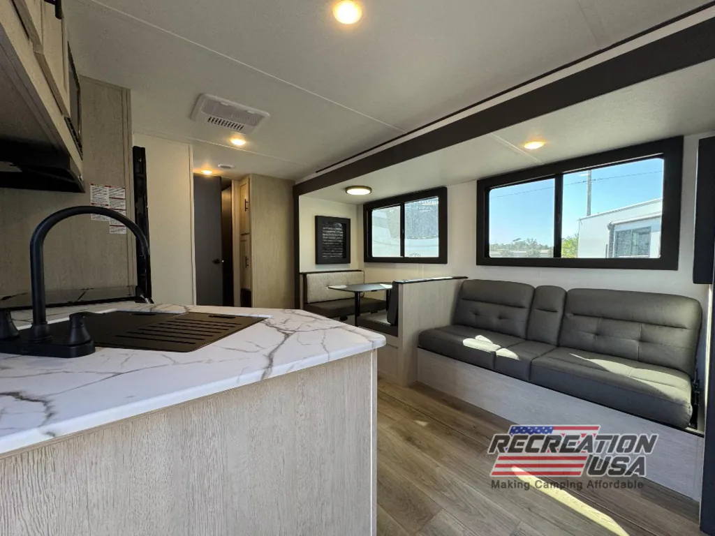 2026 Shasta RVs i-5 Edition 530BQB, Photos photo 9