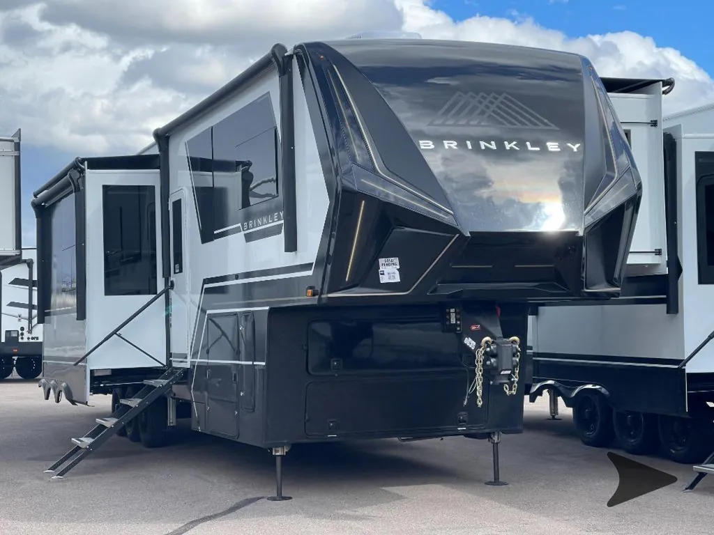2026 Brinkley Model G 3950, Photos photo 3