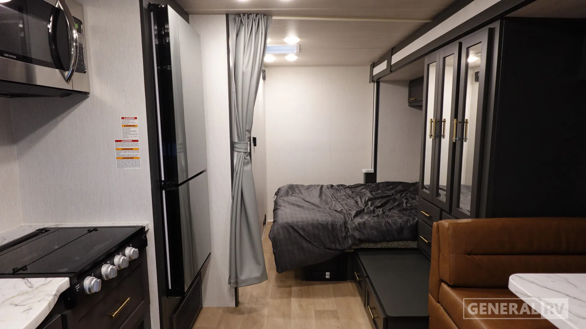 2027 NeXus RV Triumph Sport 24TS - Photo 3