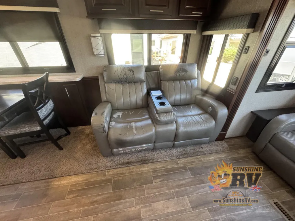 2020 Jayco Pinnacle 36FBTS, Photos photo 9