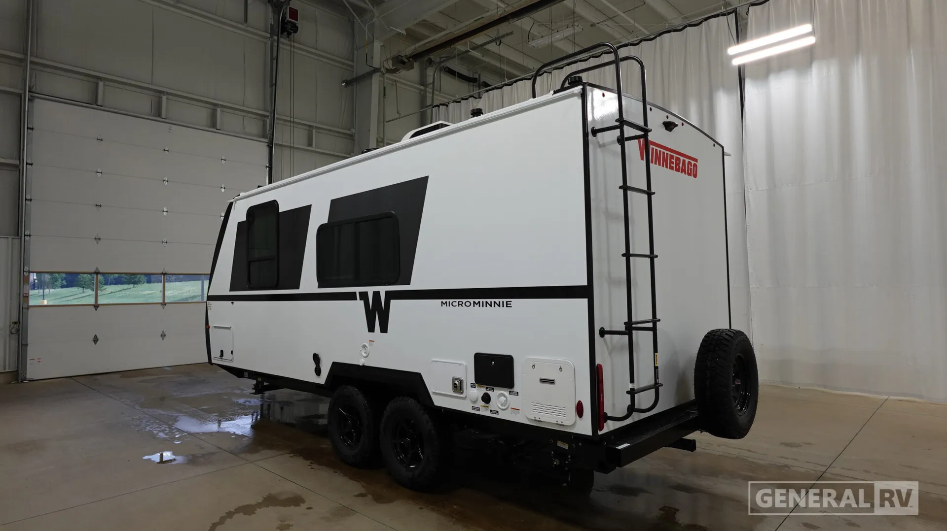 2027 Winnebago Micro Minnie 2000MRB - Photo 4