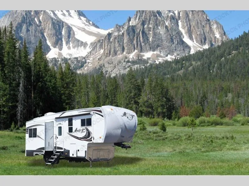 2019 ARCTIC FOX Arctic Fox Used   28-5C - Main photo