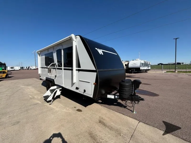 2026 Winnebago Micro Minnie 2000TRB - Photo 2