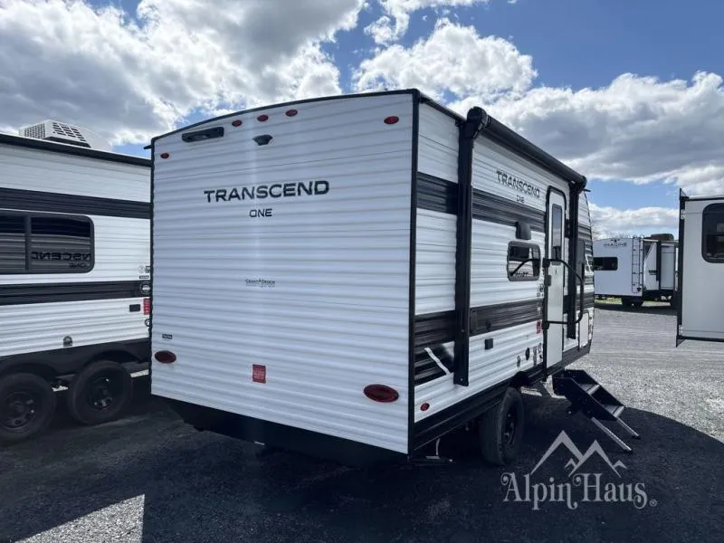 2026 Grand Design Transcend One 151BH - Photo 3