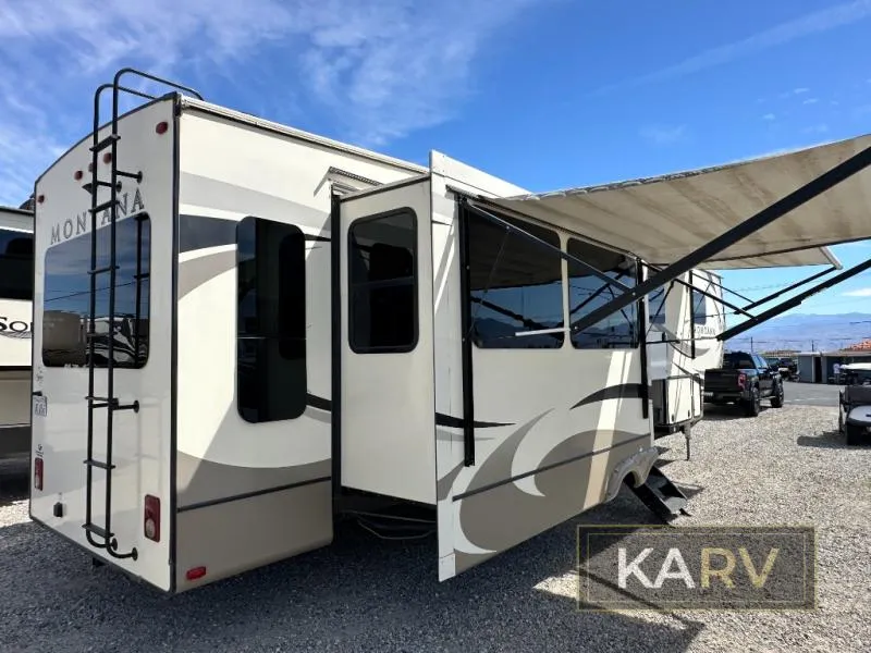 2019 Keystone Montana 3855BR - Photo 4