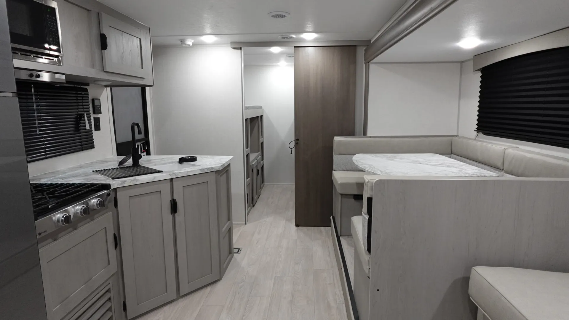 2026 Coachmen Clipper 6K Series 292TB - Photo 3
