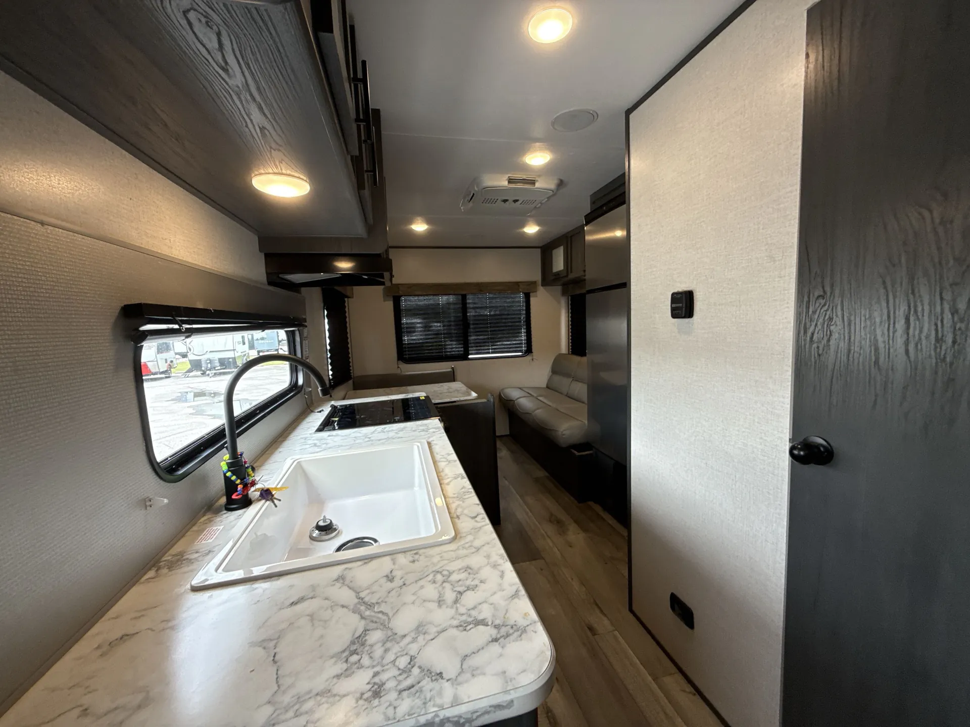 2022 Dutchmen Aspen Trail LE 21RD - Photo 3