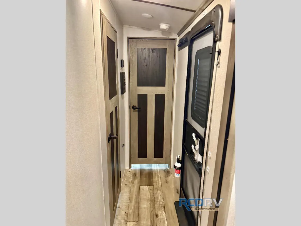 2021 Keystone Outback 340BH, Photos photo 17