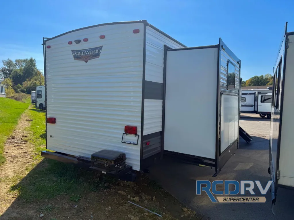 2021 Forest River Wildwood 31KQBTS, Photos photo 8
