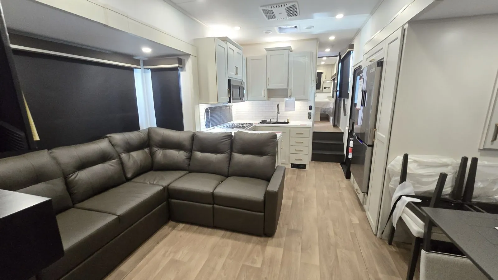 2026 Grand Design Influence 3804DS - Photo 4