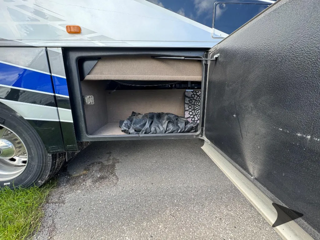 2022 Entegra Coach Accolade 37K, Photos photo 9