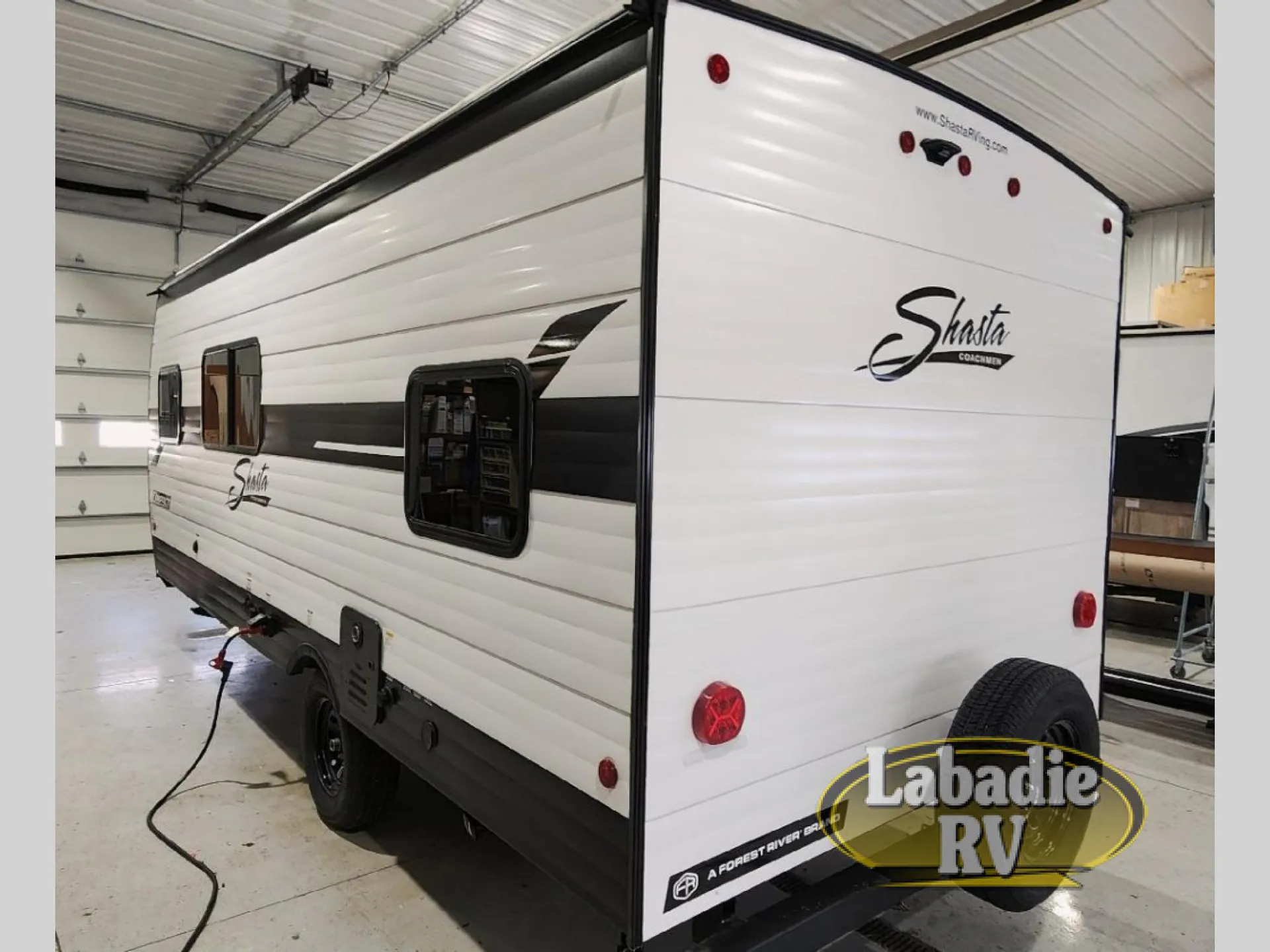 2026 Shasta Compact 18DBL - Photo 3