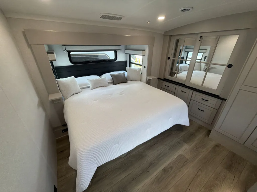 2026 Jayco North Point 395DSDB, Photos photo 18