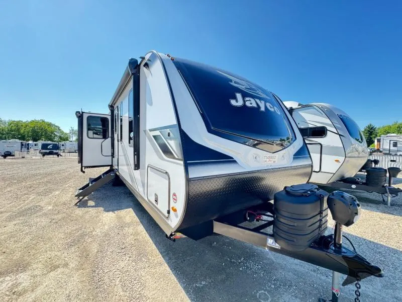 2026 Jayco Jay Feather 32RL - Photo 4