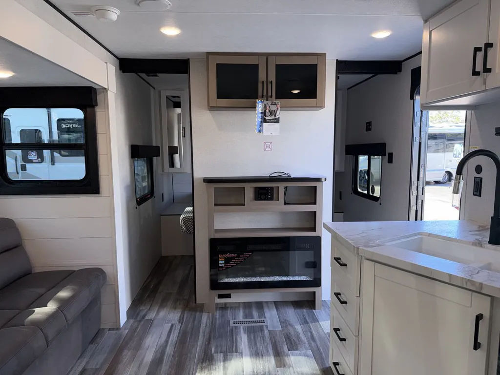 2026 Jayco Jay Flight SLX 321BDS, Photos photo 11
