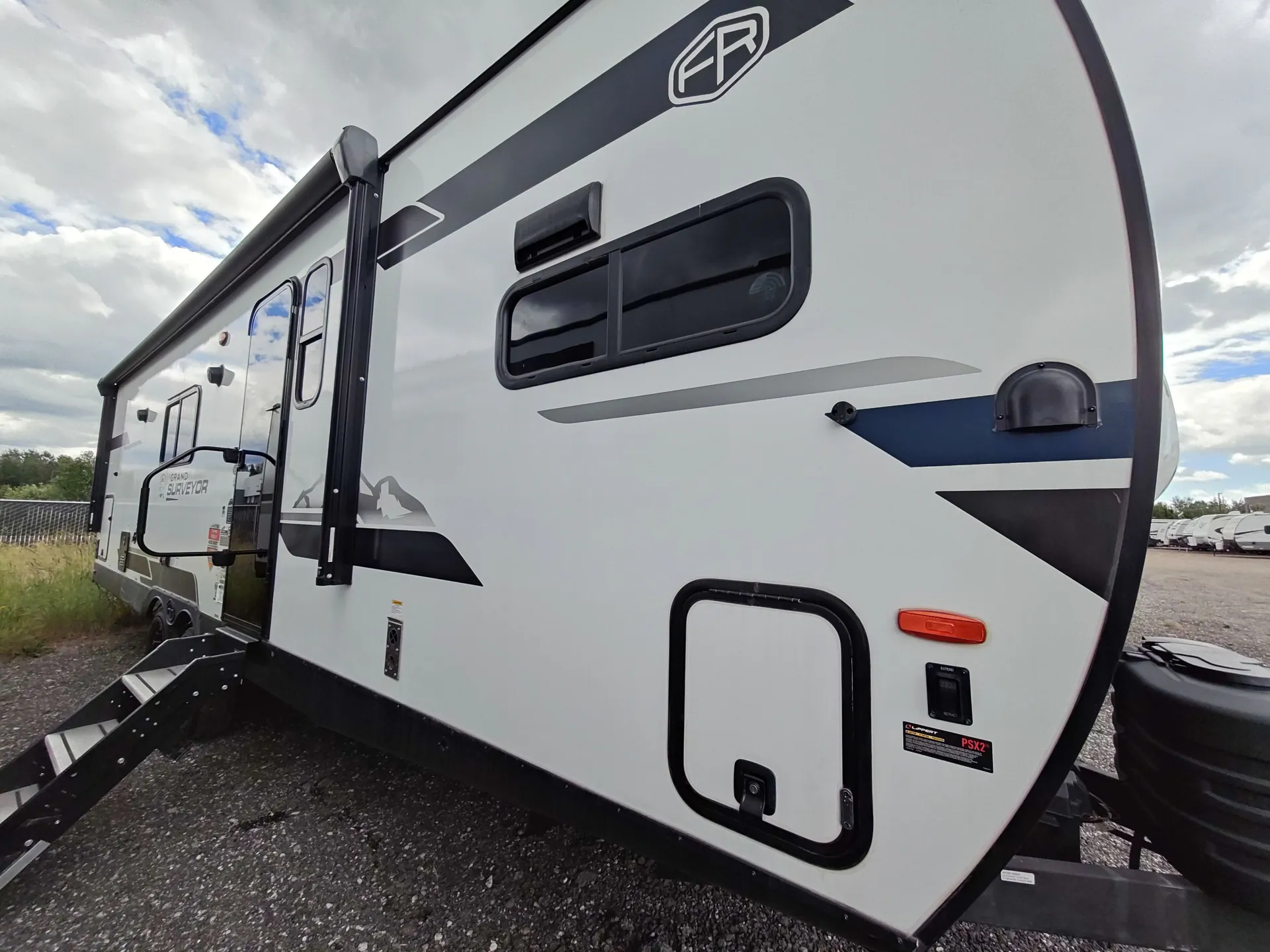 2025 Forest River Grand Surveyor 268FKBS — campside