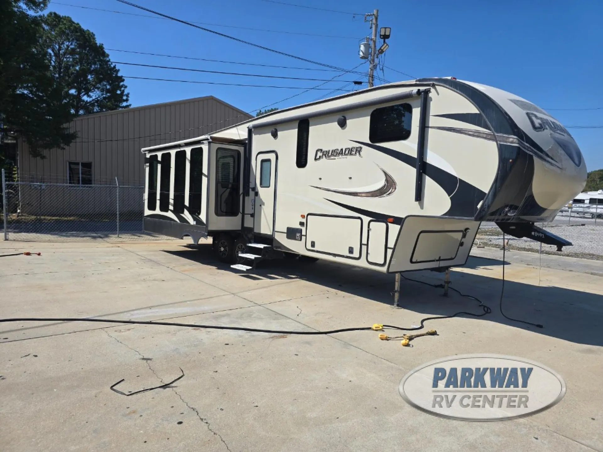 2018 Prime Time Crusader 322RES - Photo 2