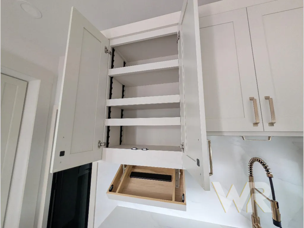 2027 Brinkley Model G 3970, Photos photo 37