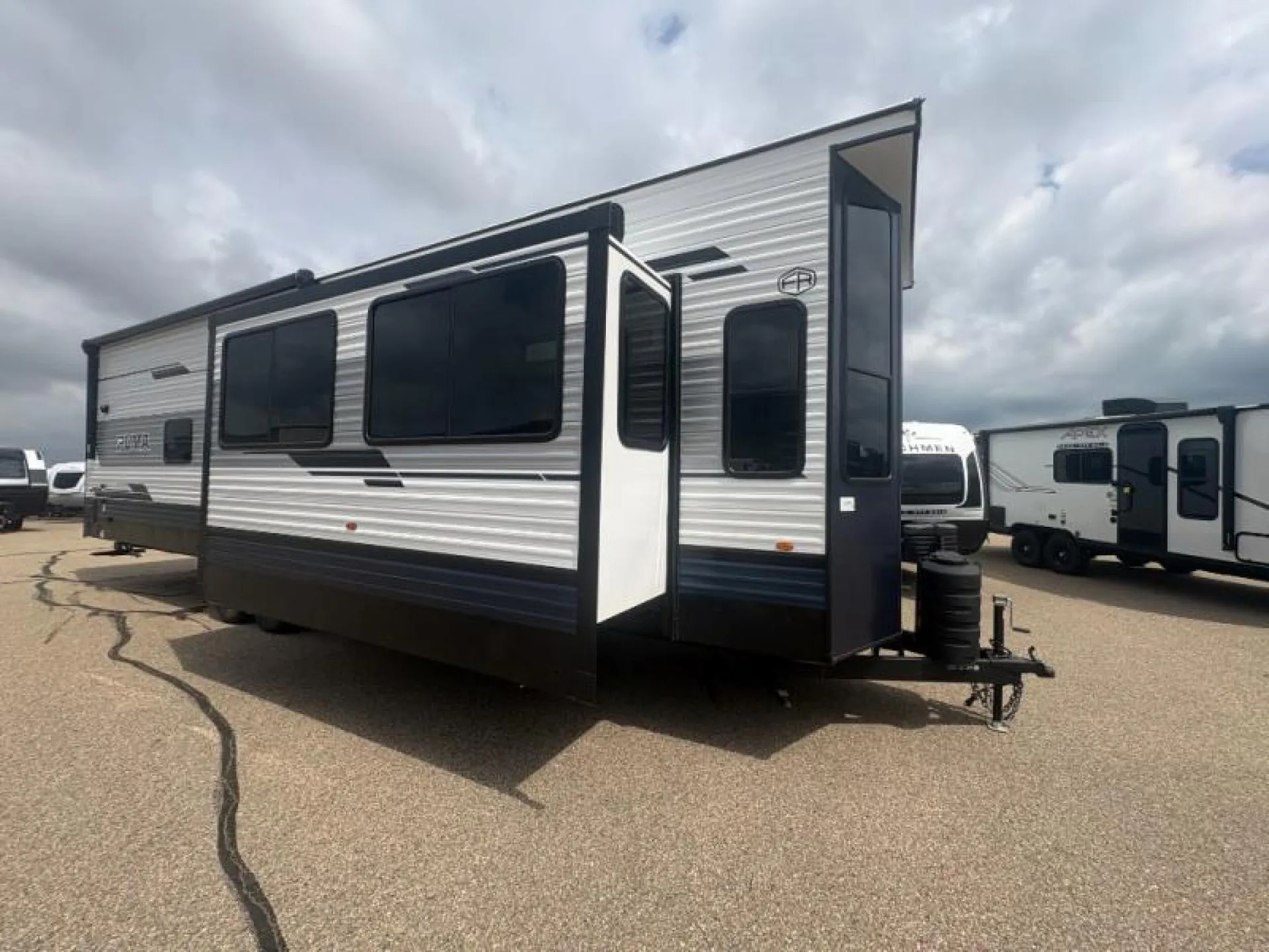2027 Forest River Puma Vista 38VFL - Photo 3