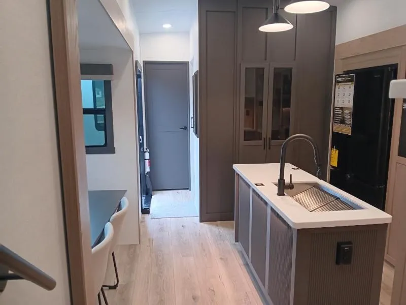 2026 Forest River Rockwood Signature 402SFL - Photo 4