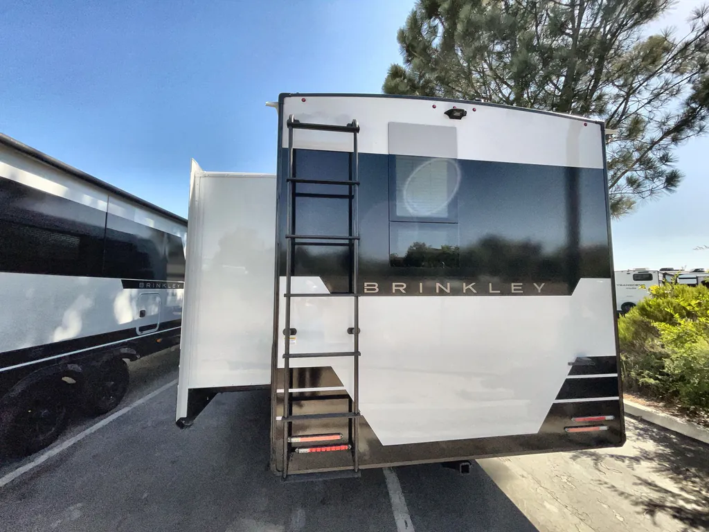 2026 Brinkley Model I 235, Photos photo 4