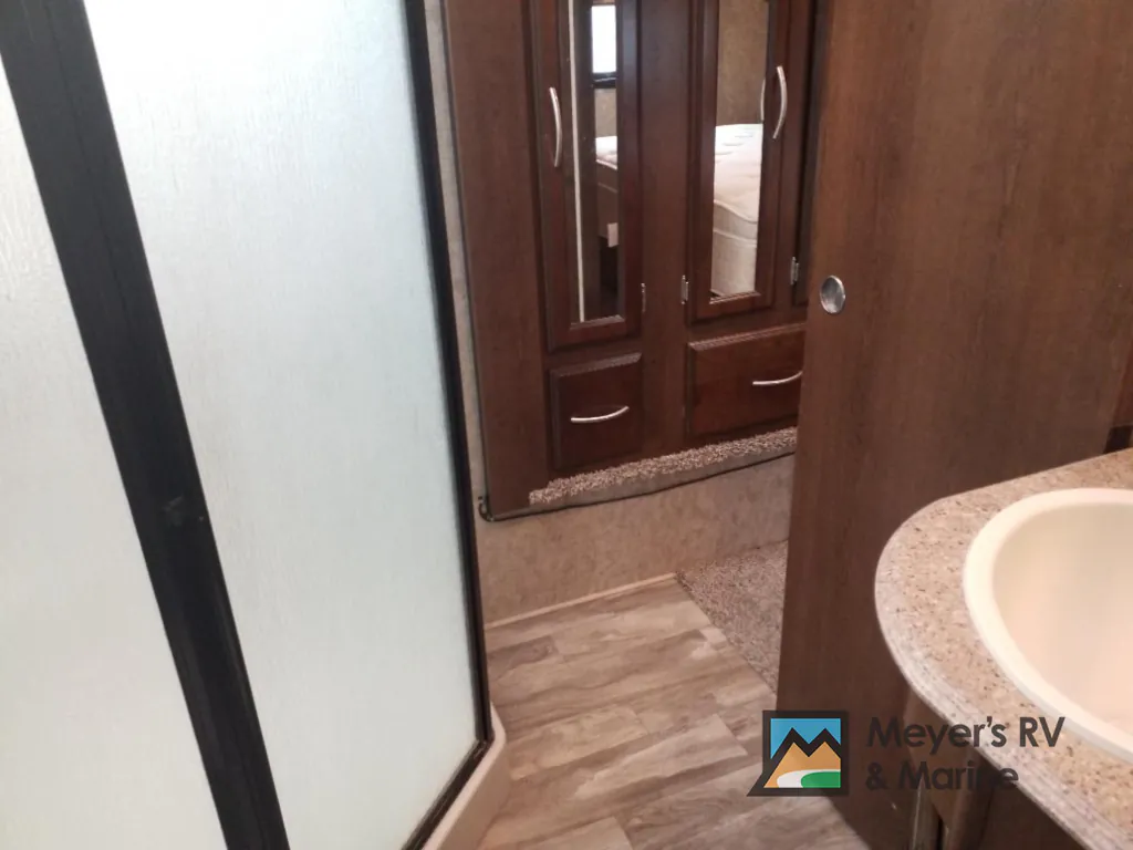 2018 Prime Time Crusader 295RST, Photos photo 14