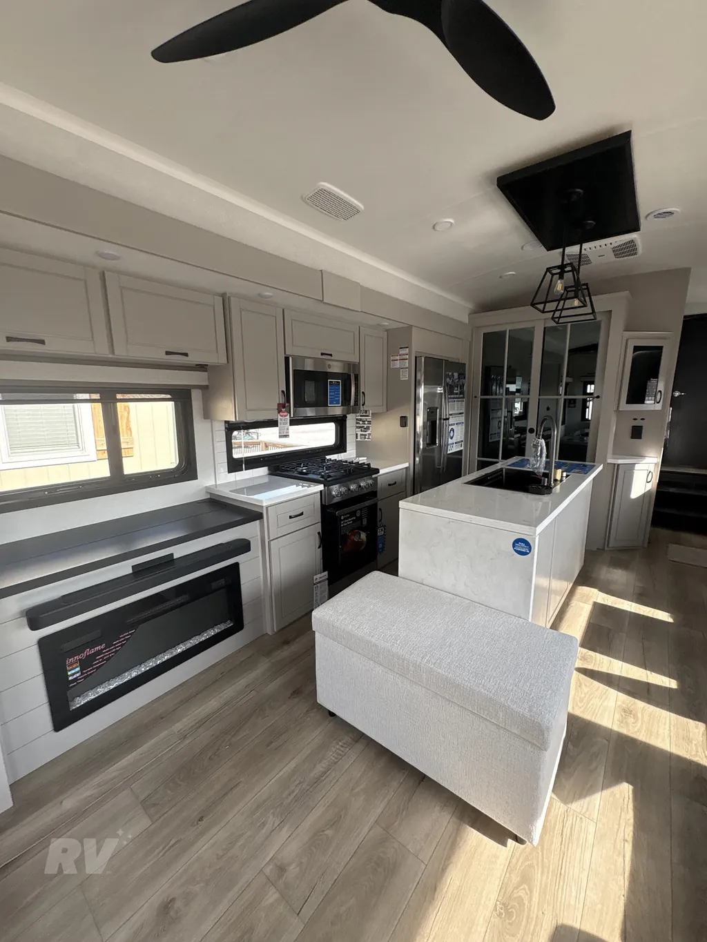 2026 Jayco North Point 387FBTS, Photos photo 9
