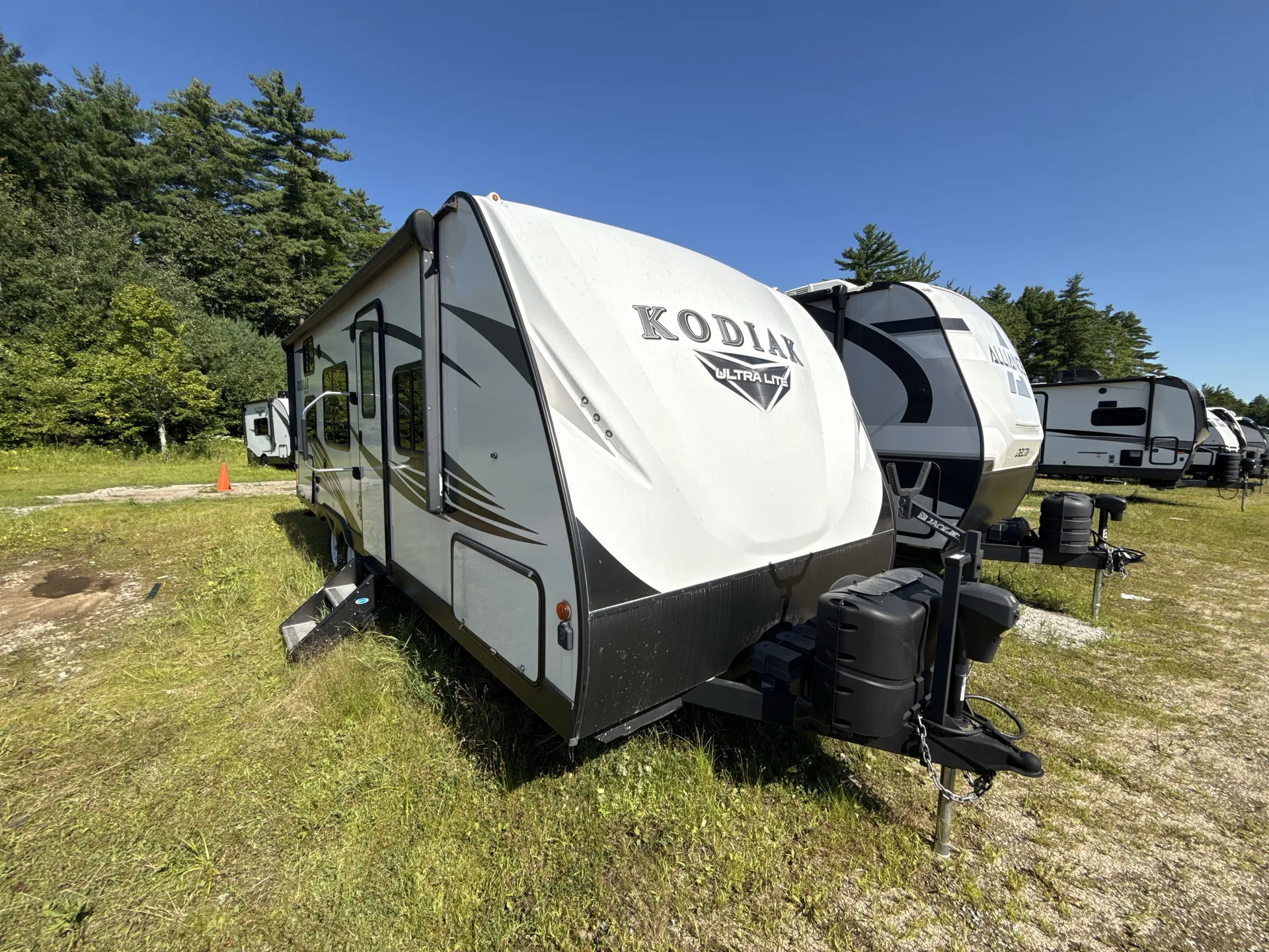 2020 Dutchmen Kodiak Ultra-Lite 227BH - Photo 2