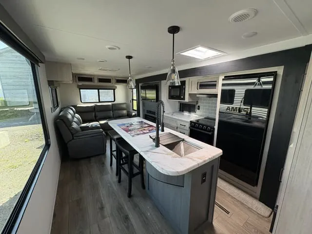 2027 Forest River Puma 290RL, Photos photo 6