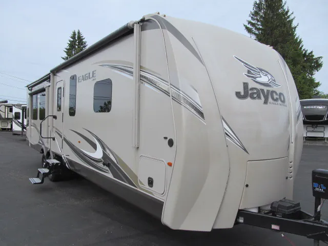 2018 Jayco Eagle 330RSTS - Photo 2
