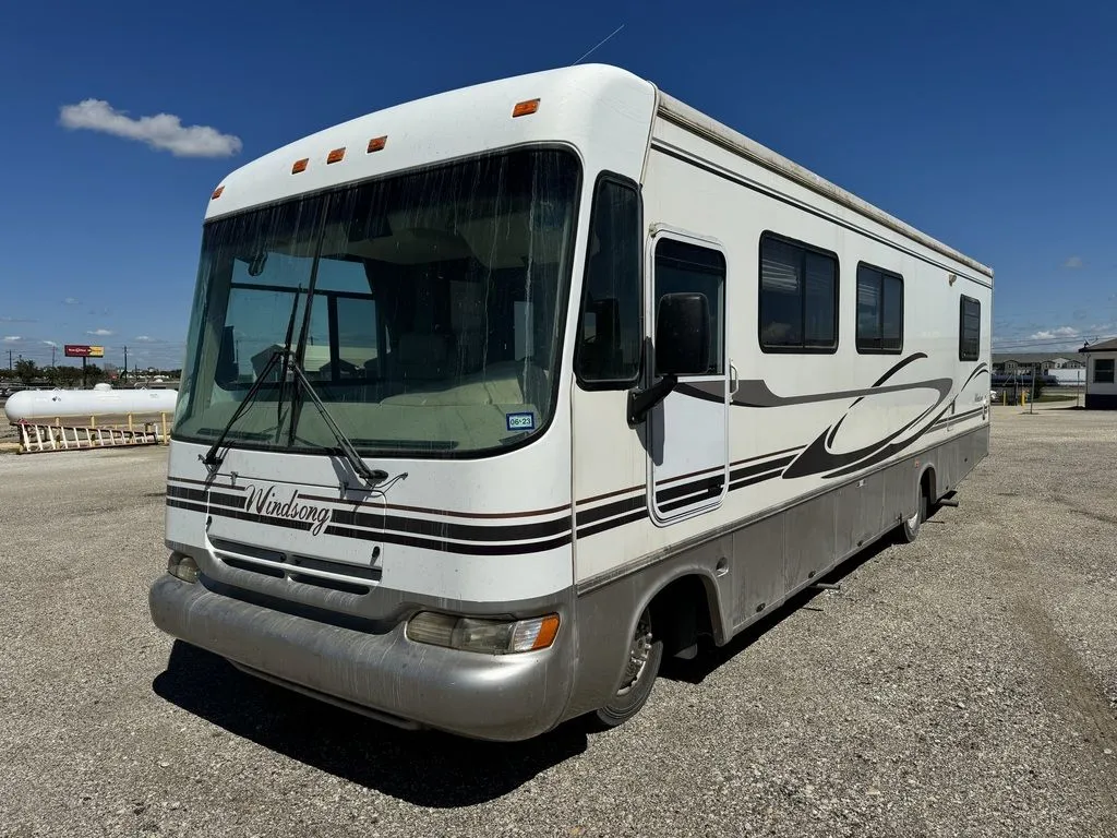 1999 Forest River Windsong 340B - Photo 2