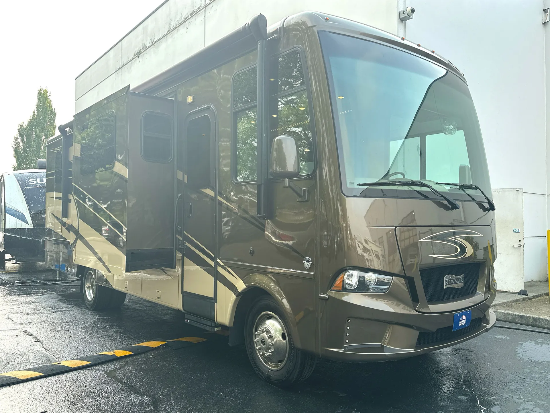 2020 Newmar Bay Star Sport 2905 - Photo 2