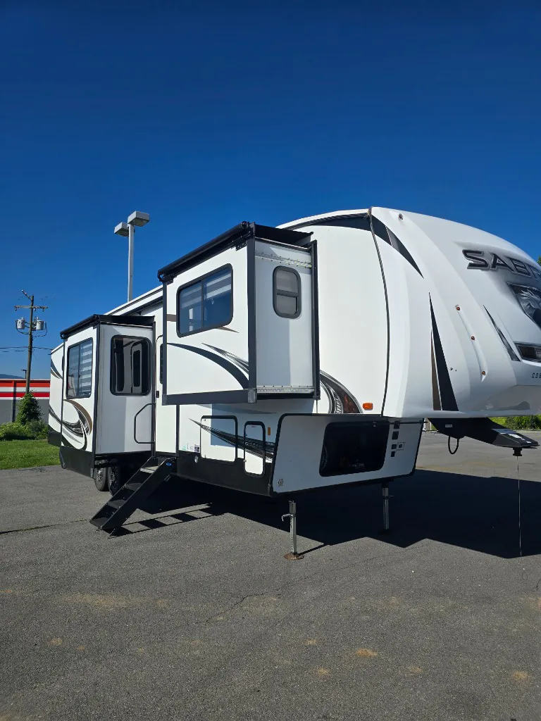 2022 Forest River Sabre 37FLH - Photo 2