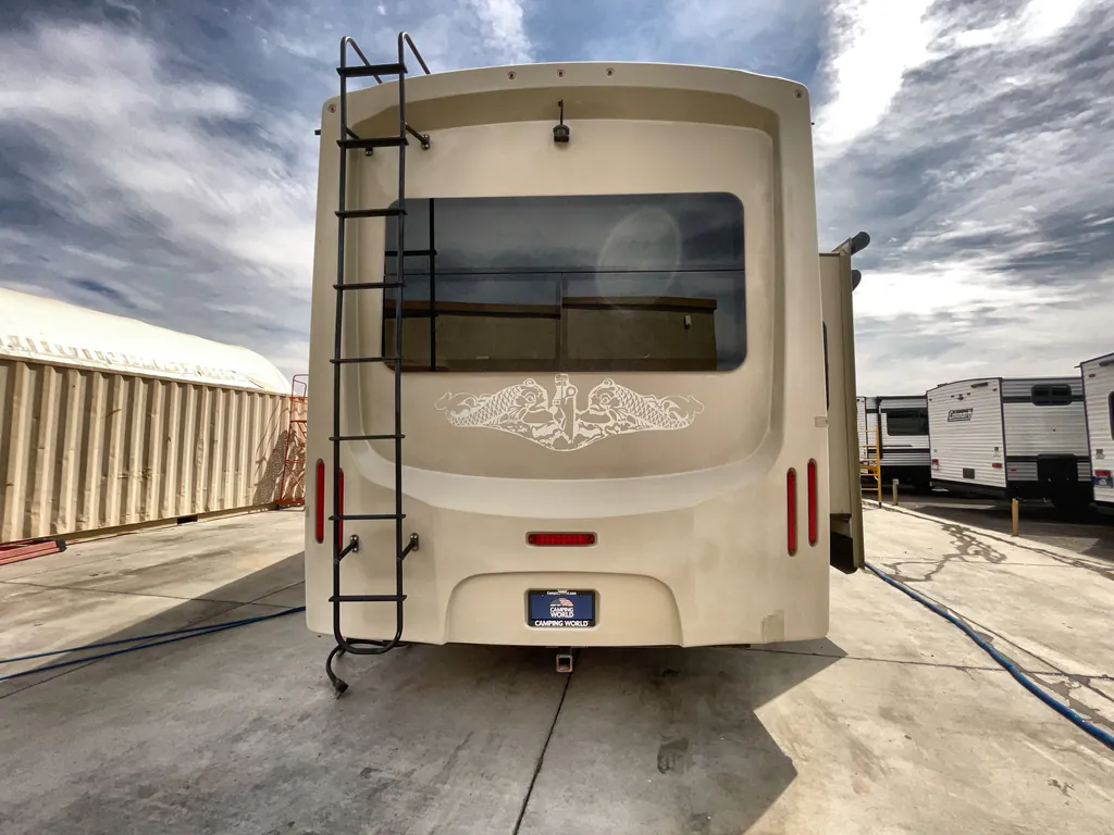 2017 Jayco Pinnacle 36FBTS, Photos photo 7