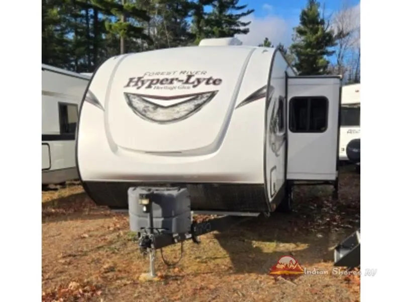 2018 Forest River RV Wildwood Heritage Glen Hyper-Lyte 23RBHL - Photo 3