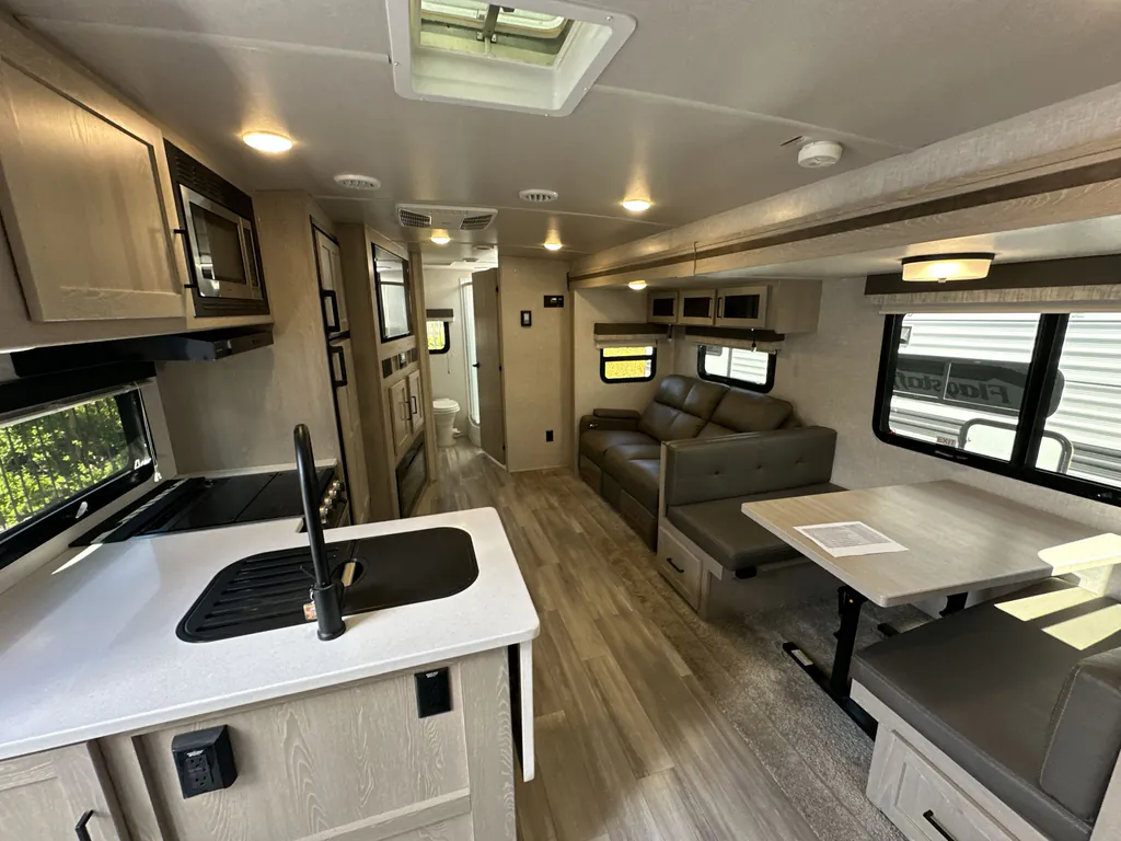 2022 Forest River Flagstaff Super Lite 29RBS, Photos photo 2