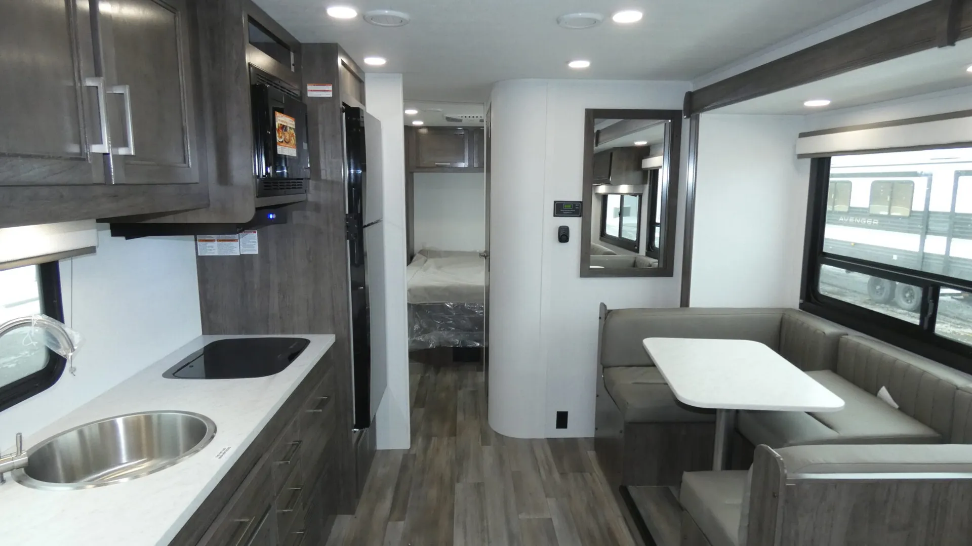 2026 Entegra Coach Odyssey SE 29KF - Photo 3