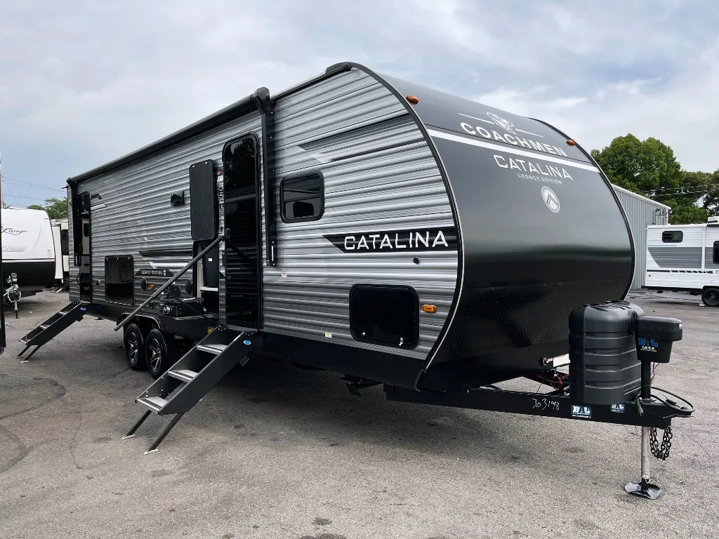 2026 Coachmen Catalina Legacy Edition 273DBHCK