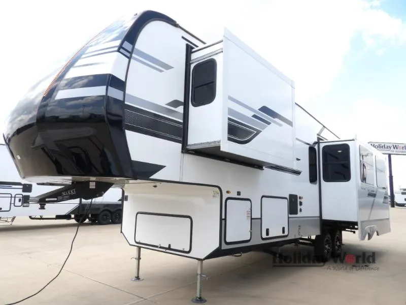 2024 KZ Durango 321RKT - Photo 4